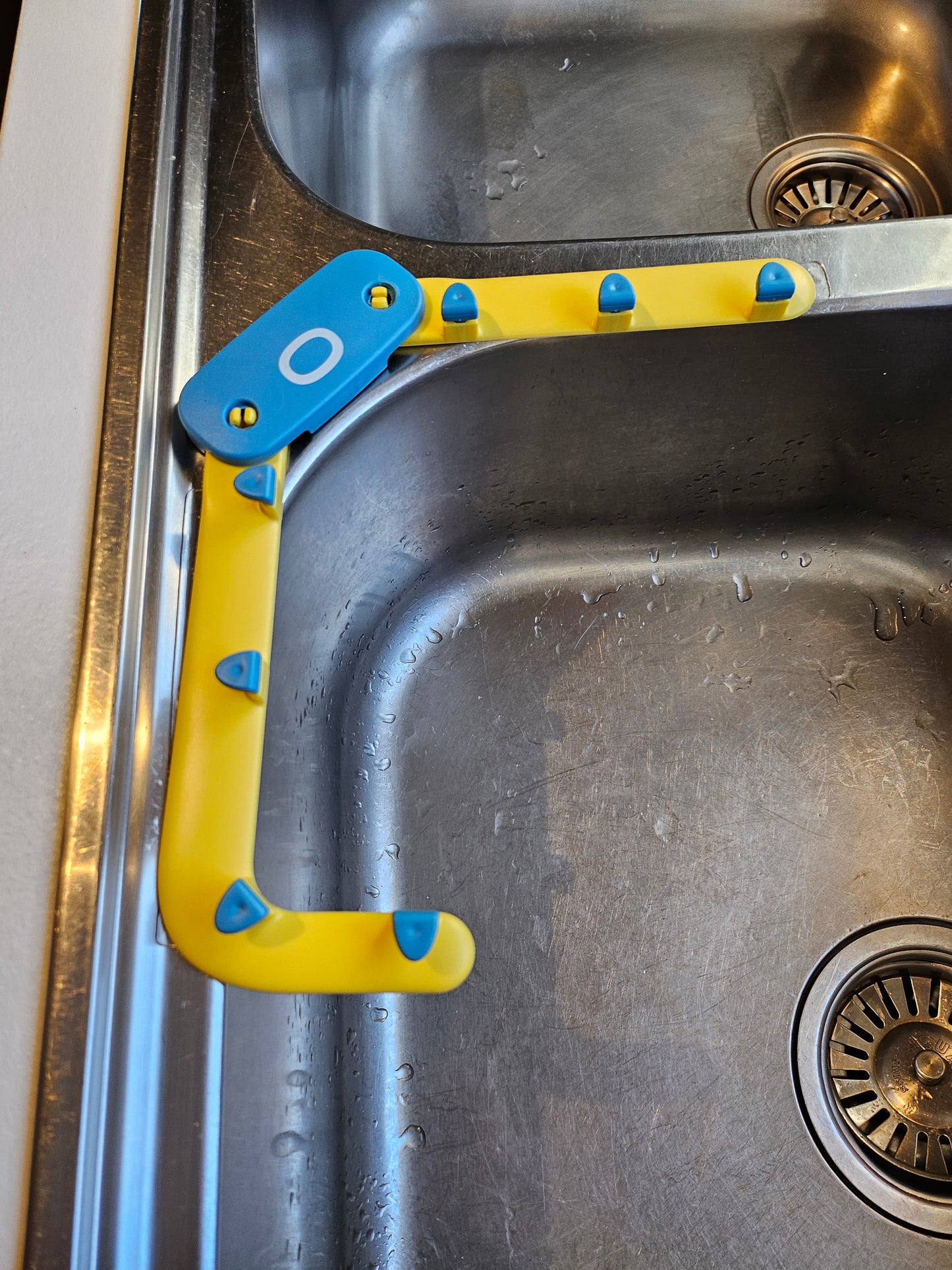 Octopus Sink Drain Rack with Filter Bag for Kitchen Garbage Disposal